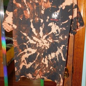 Vintage big dog “bite me” bleached tie dye tshirt acid wash